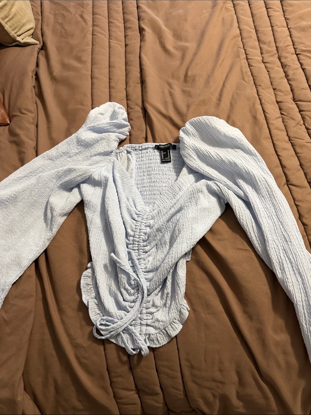 Forever 21 Light Blue Ruched V-Neck Puff Sleeve Top